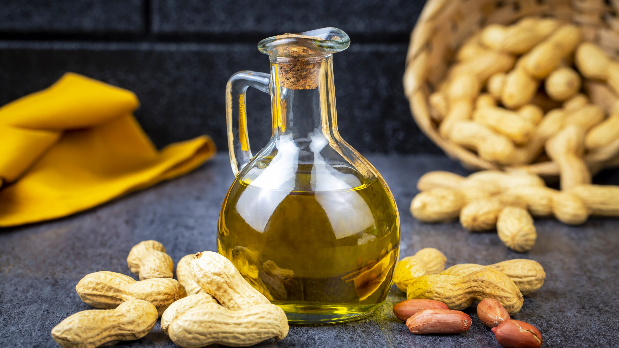 Groundnut oil